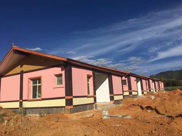 外墻刷漆要漂亮還要耐用，首先要學(xué)會施工